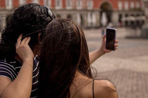 STEPN’s Find Satoshi Lab unveils AI tool that generates NFTs from selfies