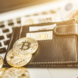 Why Use a Hardware Wallet Instead of an Exchange for Cryptocurrency Why Use a Hardware Wallet Instead of an Exchange for Cryptocurrency